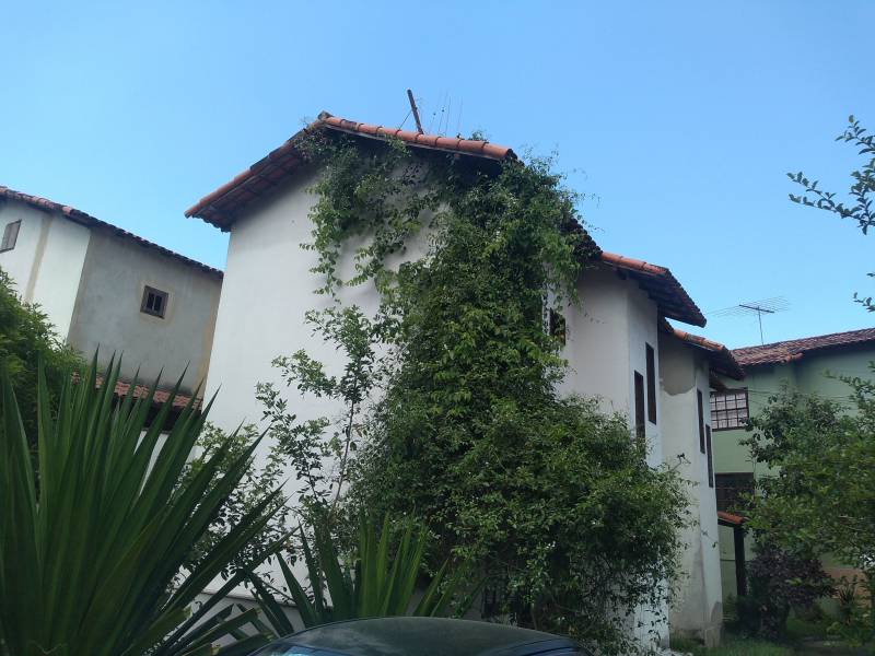 Casa de condomínio com 2 quartos, 70m², à venda em Niterói, Sapê